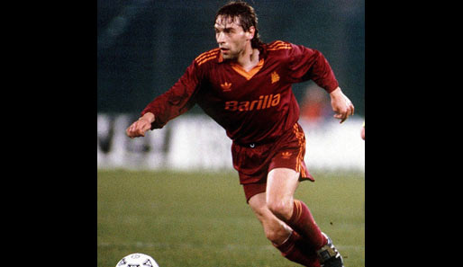 Platz 17: Thomas Häßler spielte von 1991 bis 94 beim AS Rom und wurde 92 zum Fußballer des Jahres gewählt. Der italienische Klub errang seinen letzten Meistertitel 2001