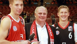 Uli Hoeneß hat maßgeblichen Anteil am Basketball-Erfolg. Kapitän Steffen Hamann freut sich...