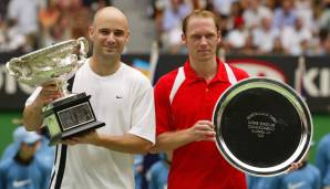2003 schlägt Agassi im Finale den Deutschen Rainer Schüttler. Es ist sein letzter Grand-Slam-Titel. Zählen wir sie schnell auf: Wimbledon 1992, zweimal die US Open (1994, 1999), French Open 1999, viermal Down Under (1995, 2000, 2001, 2003).