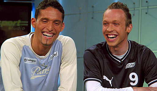 2003 sind Kevin Kuranyi (l.) und Andreas Hinkel (r.) zu Gast im ZDF-Sportstudio - und haben großen Spaß. Für Hinkel ein erfolgreiches Jahr...