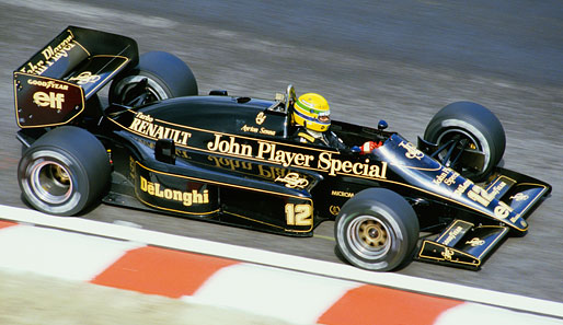 Es folgte der Wechsel zu Lotus in der Saison 1985. Dort fuhr der den "John Player Special", das bis heute vielleicht schönste Formel-1-Auto aller Zeiten.
