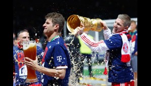 Eine Woche nach Wembley feiern die Bayern gegen Stuttgart den Pokalsieg und haben damit das erste historische Triple eingefahren