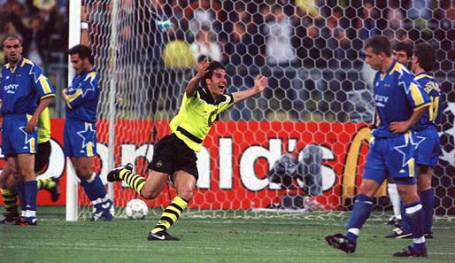 Mai 1997, Münchener Olympiastadion: CL-Finale gegen Juventus Turin. Kalle Riedle netzt zweimal...