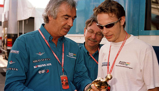 Früh unter Flavios Fittichen war auch Jenson Button, der sich wohl als Weltmeister 2009 in die Formel-1-Geschichtsbücher eintragen wird