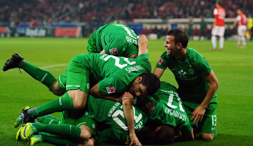 Mainz 05 - Werder Bremen 1:3: Riesenjubel bei Werder nach dem Auswärtssieg in Mainz