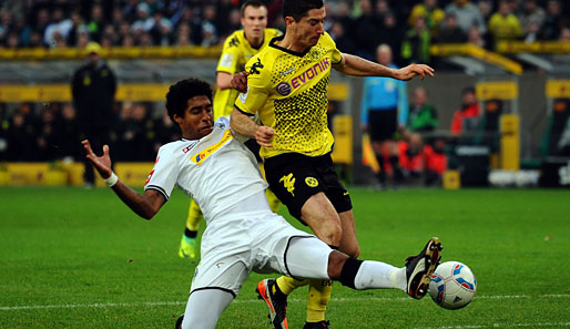 Borussia Mönchengladbach - Borussia Dortmund 1:1: Borussia gegen Borussia. Zweiter gegen Erster. Die Erwartungen waren groß, und der Kracher enttäuschte nicht