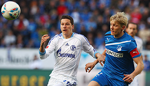 1899 Hoffenheim - FC Schalke 04 1:1: Andreas Beck (r.) und Julian Draxler waren direkte Gegenspieler