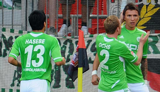 Mario Mandzukic (r.) schoss den zwischenzeitlichen Ausgleich für Wolfsburg