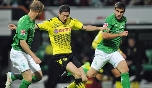 Bremen - Dortmund 0:2: Meister Borussia Dortmund setzte seinen Aufwärtstrend fort und siegte auch in Bremen