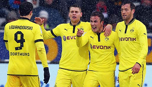 SC Freiburg - Borussia Dortmund 0:2: Im Schneegestöber von Freiburg hatte der BVB am Ende allen Grund zu jubeln