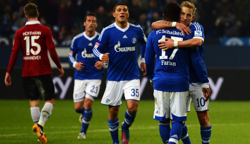 FC SCHALKE 04 - HANNOVER 96 5:4 - In einer verrückten zweiten Hälfte fielen die Tore am laufenden Band, mit dem besseren Ende für Schalke