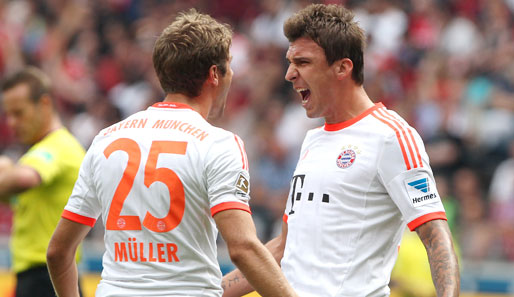 Nach 13 Minuten brachte Mario Mandzukic (r.) die Münchner nach feiner Müller-Vorarbeit in Führung
