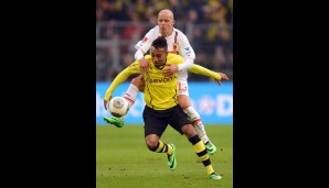 Augsburg, hier in Person von Tobias Werner, stemmte sich in Dortmund mit allen Mitteln gegen die Niederlage...