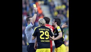 Der Aufreger des Spiels war die Gelbe Karte gegen Dortmunds Sokratis. Die Freiburger pochten auf Notbremse - und Rot!