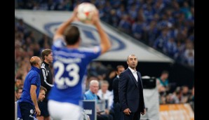 FC SCHALKE 04 - HERTHA BSC BERLIN 2:0: Alle Augen sind auf Roberto Di Matteo gerichtet