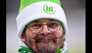 WOLFSBURG - PADERBORN 1:1: In Wolfsburg war der Nikolaus zu Gast