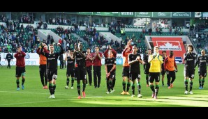 Hannover freut sich mit seinen Fans über einen Auswärtspunkt