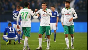 Florian Grillitsch weiß, bei wem sich Werder bedanken muss: Matchwinner Clemes Fritz knipste ein Mal selbst und legte die anderen beiden Tore vor