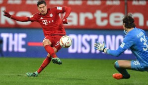 ANGRIFF Robert Lewandowski (FC Bayern München): Nicht nur wegen seines Doppelpacks Mann des Spiels. Machte unglaublich lange Wege, riss viele Lücken und war mit seiner Ballsicherheit ein unlösbares Problem für den FCA