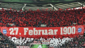VFL WOLFSBURG - FC BAYERN 0:2: 116 Jahre jung - die Fans des FC Bayern feiern sich und ihren Verein zum Geburtstag selbst