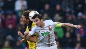 FC Augsburg - Borussia Dortmund 1:3: Action pur gab es auch im abschließenden Sonntagsspiel
