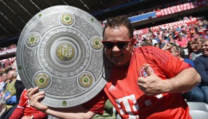 FC Bayern München - Borussia Mönchengladbach 1:1: Die Bayern-Fans waren sich sicher: Bayern wird heute Meister