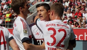 Rober Lewandowski (FC Bayern): Blieb beim Elfmeter eiskalt und schloss beim 2:0 stark ab. Hatte Pech, dass er mehrmals zu Unrecht wegen vermeintlicher Abseitsstellung zurückgepfiffen wurde.