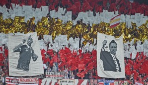 1. FSV MAINZ 05 - HERTHA BSC: Farbenfroh nach Europa! Die Mainzer Fans begrüßen ihre Mannschaft