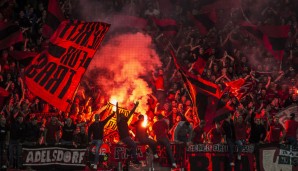 Die Fans von Eintracht Frankfurt peitschten ihre Spieler immer weiter nach vorne