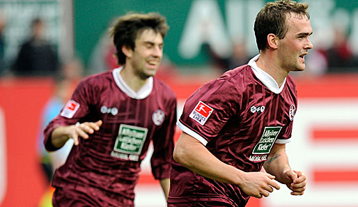 Für Sturmkollege Erwin Hoffer (r.) ging es zunächst zurück zum SSC Napoli, inzwischen kickt er für Eintracht Frankfurt in der 2. Liga