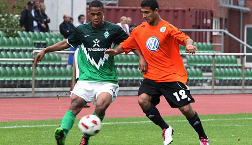 Jung und talentiert: Akaki Gogia (r.) soll beim FC Ausgsburg Spielpraxis sammeln. Er ist ausgeliehen