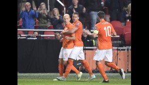 Niederlande - Lettland 6:0 - Durchatmen für Guus Hiddink! Die Elftal demontiert Lettland, Arjen Robben trifft traumhaft