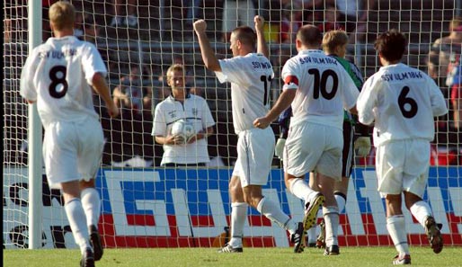 2001: Große Blamage für den Club - der 1. FC Nürnberg verliert 1:2 gegen den Verbandsligisten SSV Ulm