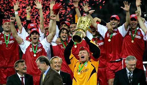 DFB-Pokal-Finale 2005: Bayern gegen Schalke. Mit 2:1 gewannen die Münchner und holten in der ersten Saison unter Felix Magath das Double an die Isar