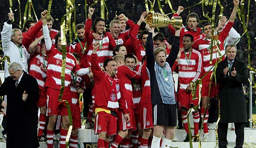 DFB-Pokal-Finale 2008: Luca Toni sorgte mit seinem Tor zum 2:1 in der Verlängerung gegen Borussia Dortmund für den 14. Pokalsieg der Bayern