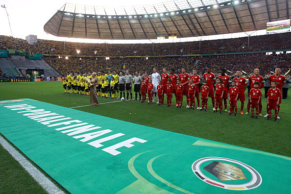 2012: Spitzenspiel im berliner Olympiastadion. Der 1. und 2. treffen im Pokal Finale aufeinander