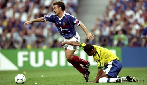 Den größten Erfolg feierte der "Spieler, der wie ein Trainer denkt" aber im Jahr 1998. Vor heimischen Publikum sicherte sich die Equipe Tricolore den WM-Titel