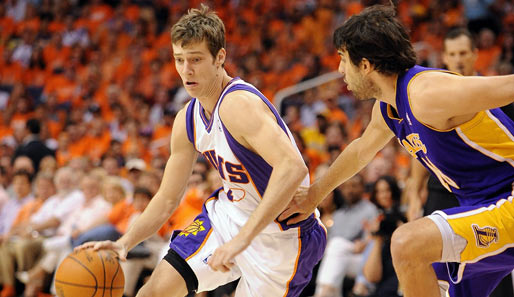 Goran Dragic (Phoenix Suns) zeigte als Backup von Steve Nash, dass er eine glänzende Zukunft vor sich hat. Der 24-Jährige ist absoluter Leistungsträger der Slowenen