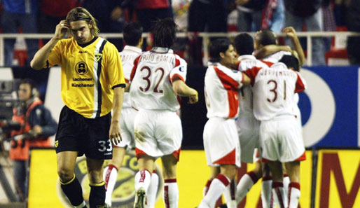 Sevilla trug bereits einige Duelle gegen deutsche Mannschaften aus. 2004 hieß der Gegner im UEFA-Cup Alemannia Aachen - am Ende setzten sich die Andalusier durch