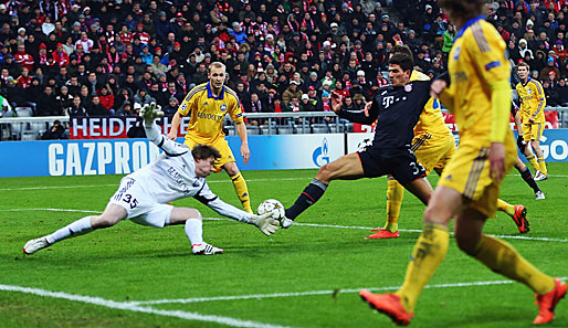 Die Schmach aus dem Hinspiel sollte vergessen gemacht werden - und es gelang. Bayern siegte nach der Mario-Gomez-Führung letzten Endes mit 4:1. Jerome Boateng sah kurz nach der Halbzeit die Rote Karte