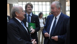 06. Dezember 2010: FIFA-Vizepräsident Julio Grondona soll ca. 59 Millionen Euro aus Quatar erhalten haben