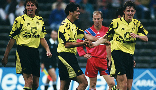 Povlsen war beim BVB recht erfolgreich. Hier bejubelt der Däne 1991 einen Sieg in München - den letzten einer Dortmunder Mannschaft bei den Bayern...