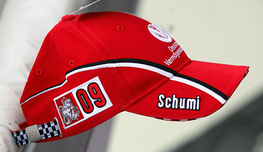 Schumi-Mania überall! Schon beim Europa-GP in Valencia sollte Michael Schumacher seine Rückkehr für Ferrari feiern. Doch es kam alles anders