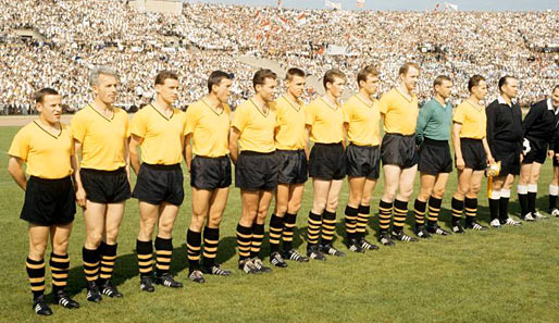 Unter Inters Defensive litt auch Borussia Dortmund (Team von 1963), wie Alfred "Aki" Schmidt in der SPOX-Themenwoche erzählt