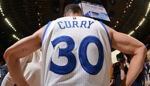 Die Warriors spielen eine historisch gute Saison und stellen Rekord um Rekord auf: Stephen Curry ist in puncto PER bislang der beste Spieler aller Zeiten. Sein Player Efficiency Rating liegt bei 31,3 - der alte Bestwert von Michael Jordan liegt bei 27,9