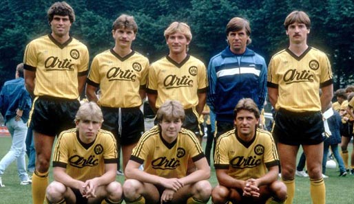 Zwölf Jahre zuvor begann Kutowkis Karriere bei den Schwarz-Gelben (unten links). Über den SV Sande und Paderborn zog es ihn in den Ruhrpott