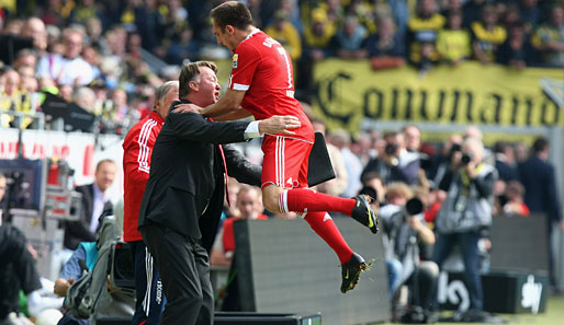 Am 5. Spieltag das nächste emotionale Highlight: Bayern schlägt Dortmund mit 5:1, und Franck Ribery gesteht öffentlich seine Liebe zu van Gaal