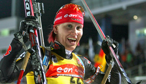 Kati Wilhelm gewinnt bei der WM im südkoreanischen Pyeongchang im 15-km-Rennen ihre zweite Goldmedaille