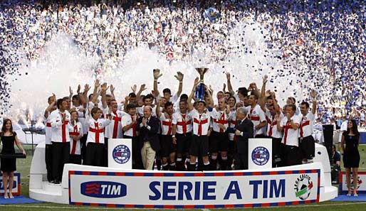 2007 gewinnt Inter Mailand zum 15. Mal die Meisterschaft. Insgesamt wird Zanetti den Titel fünfmal holen
