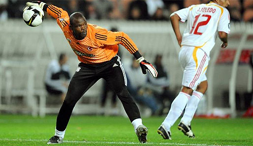 Soleymanou Hamidou ist Nationaltorwart Kameruns und einer der besten Torhüter der Liga